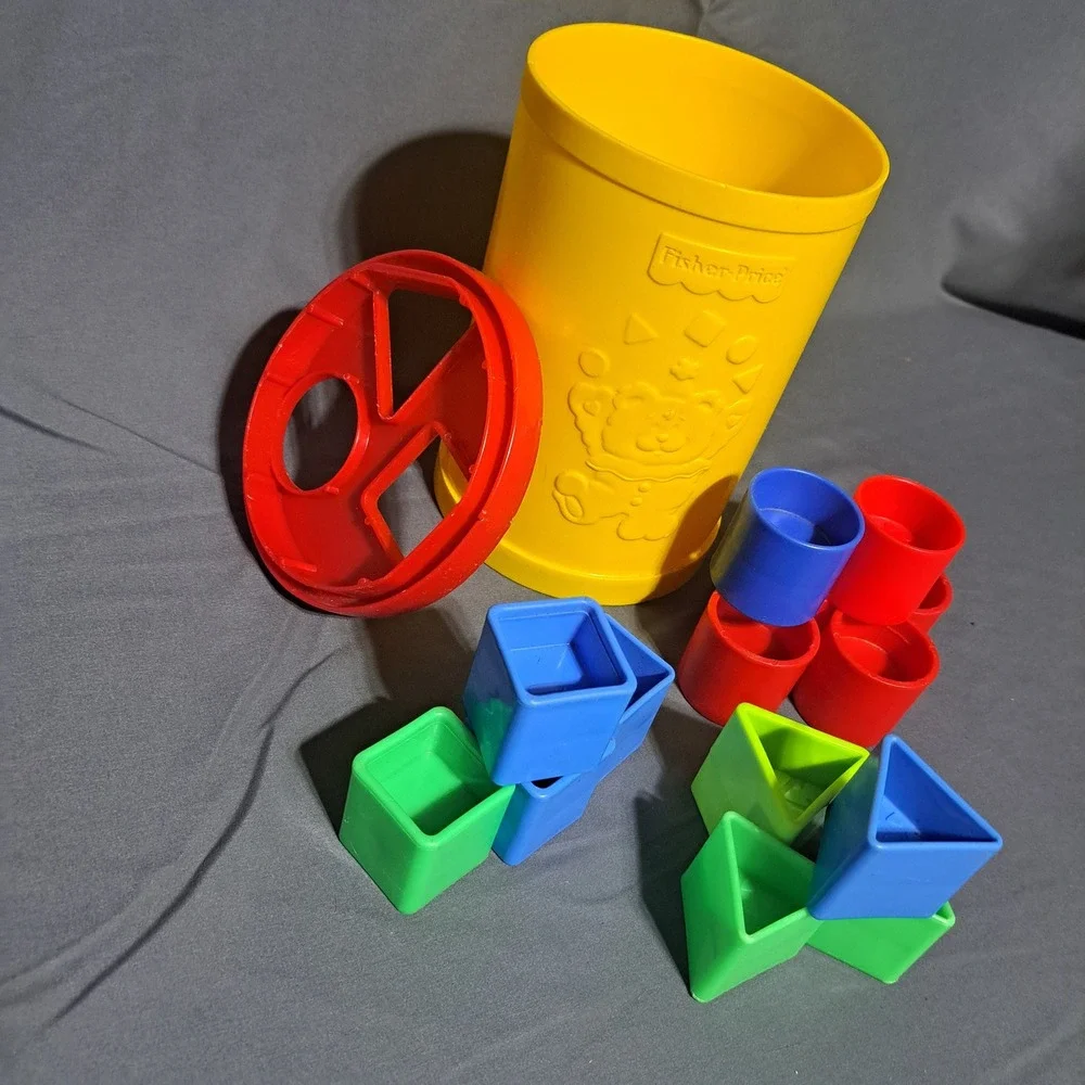 VTG Fisher-Price Baby's First Blocks Shape‎ Sorter Canister Lid w/ blocks